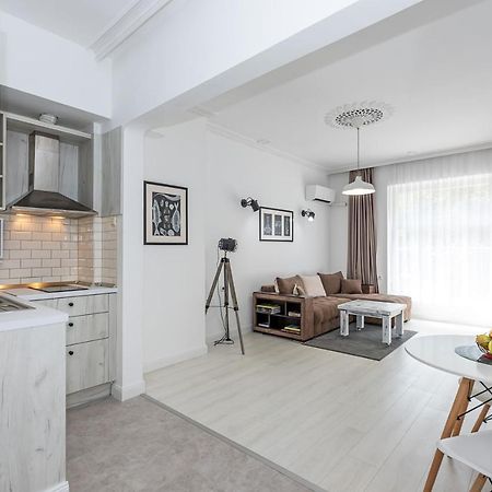 Jazz & Wine - Luxury Apartment By The Sea & Parking & Hbo & Netflix ヴァルナ エクステリア 写真