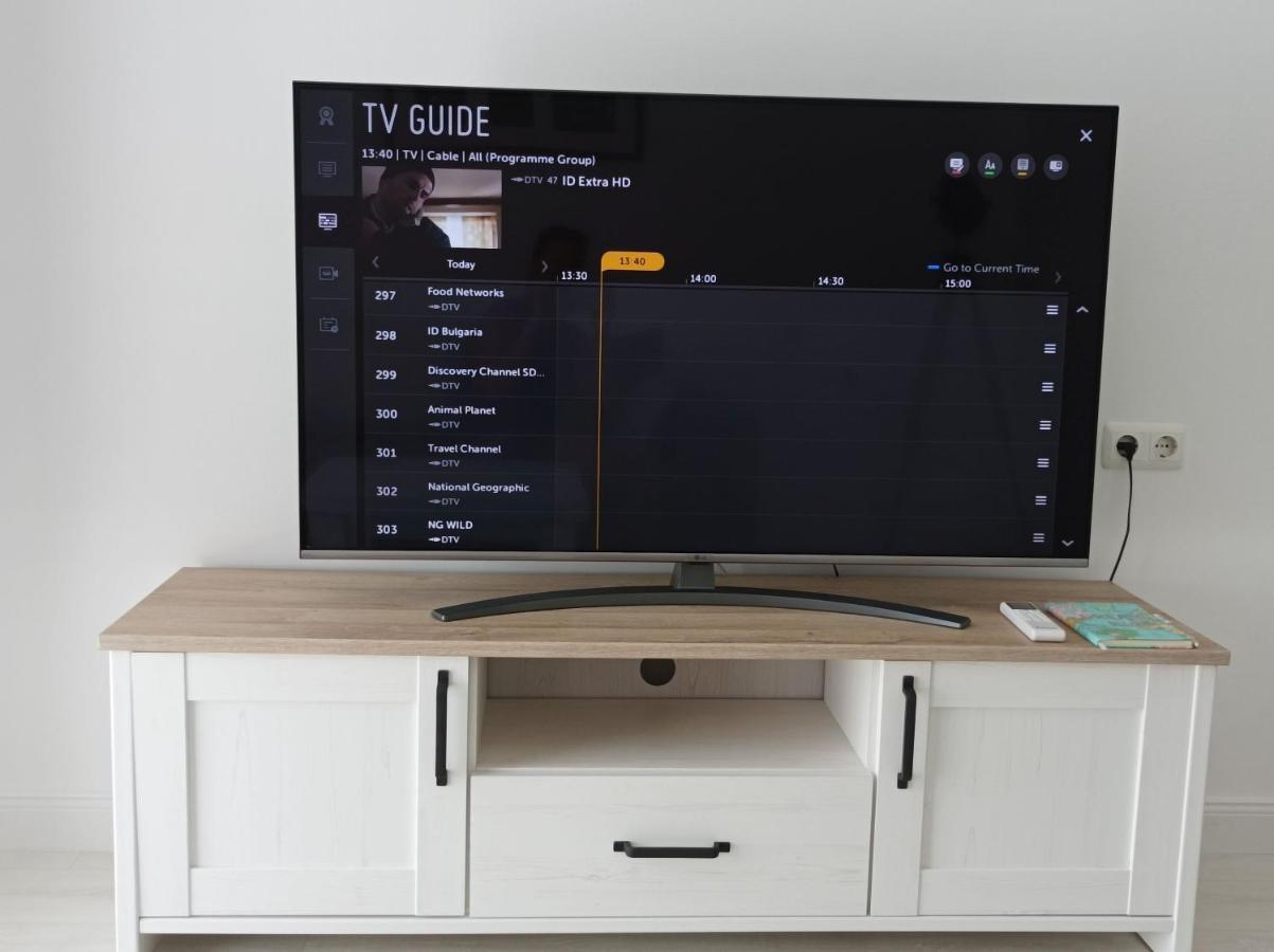 Jazz & Wine - Luxury Apartment By The Sea & Parking & Hbo & Netflix ヴァルナ エクステリア 写真