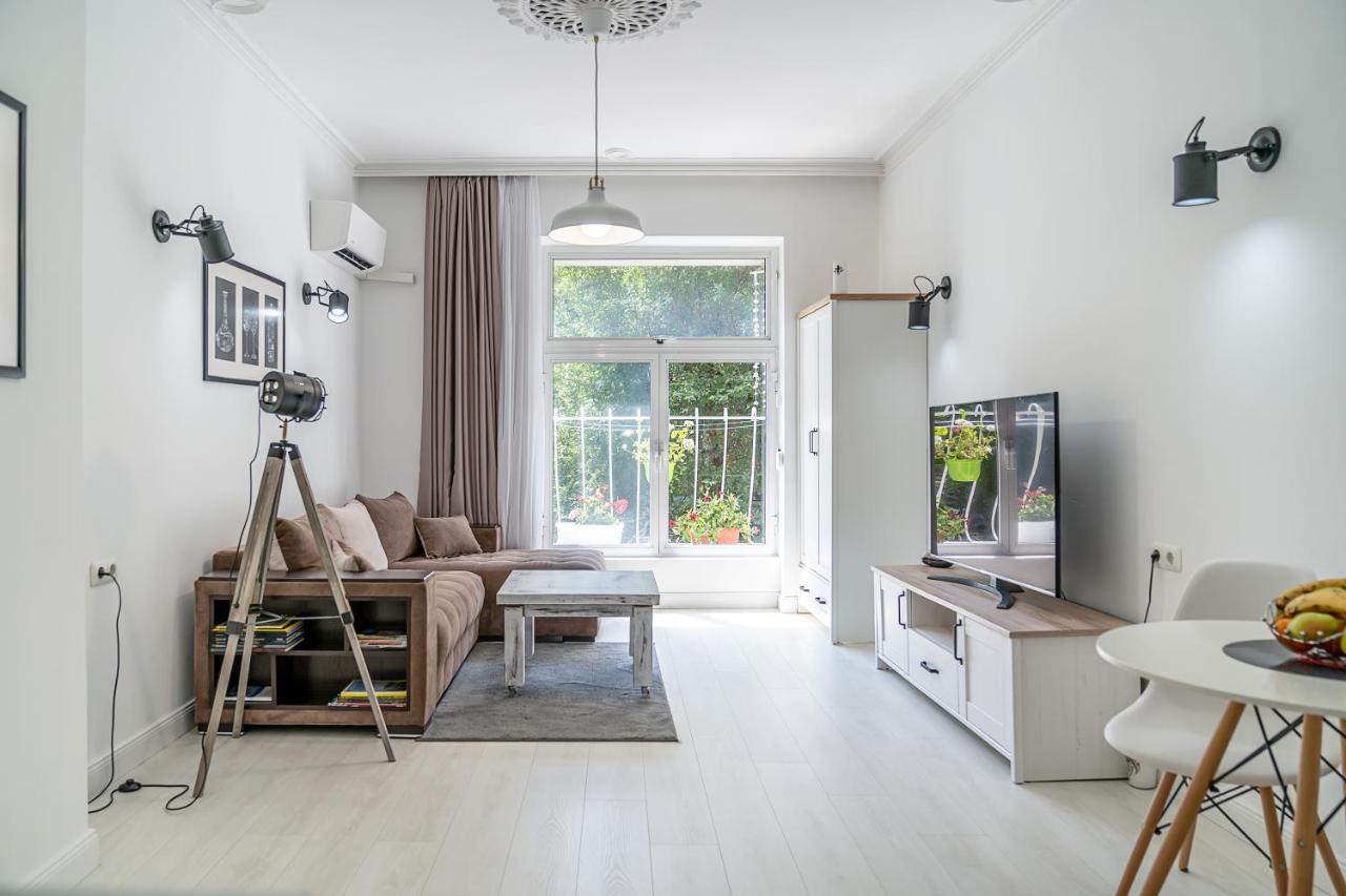 Jazz & Wine - Luxury Apartment By The Sea & Parking & Hbo & Netflix ヴァルナ エクステリア 写真