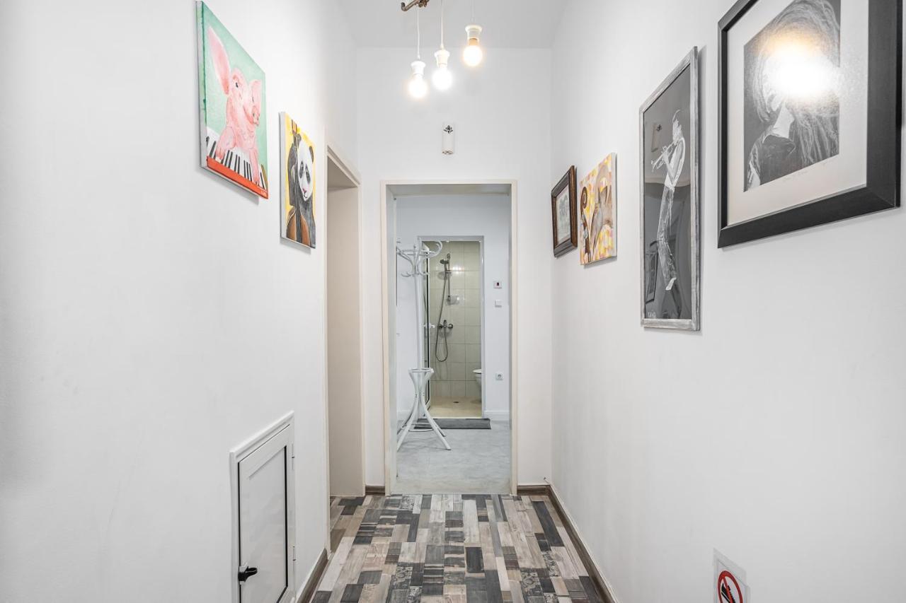 Jazz & Wine - Luxury Apartment By The Sea & Parking & Hbo & Netflix ヴァルナ エクステリア 写真